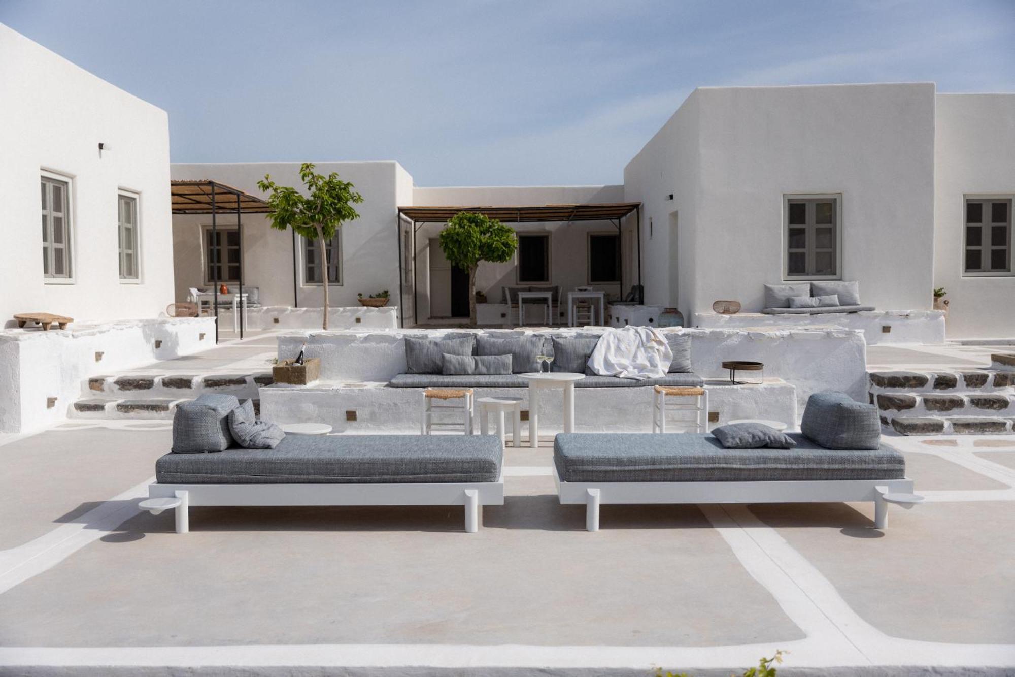 Santa Irini Retreat Hotel Thirasia Exterior photo